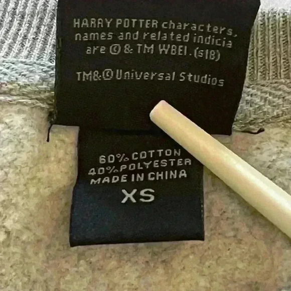 Wizarding World of Harry Potter Ravenclaw Sweatshirt  Embroidered front size XS - Picture 6 of 9